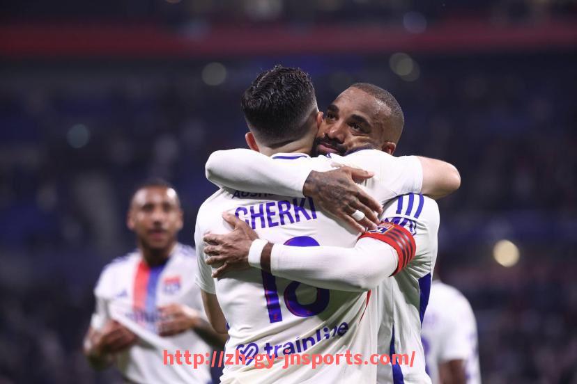 JN江南体育-法甲赛季数据全景分析：关键球员与球队战术演化汇总