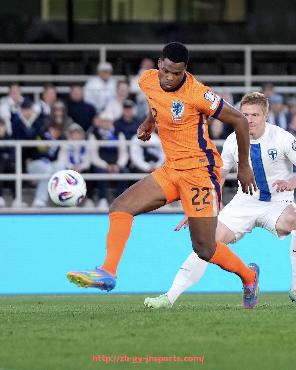 JN江南体育-世俱杯战术执行力大比拼：理论与实战之间的差距有多大？