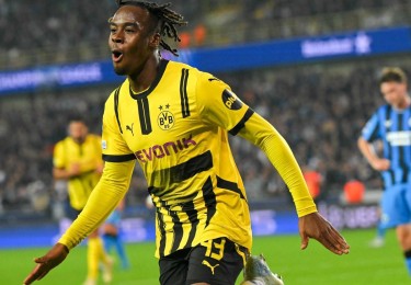 JN江南体育-NBA勇士教练历史与成就：勇士队教练的历史成就与战术分析